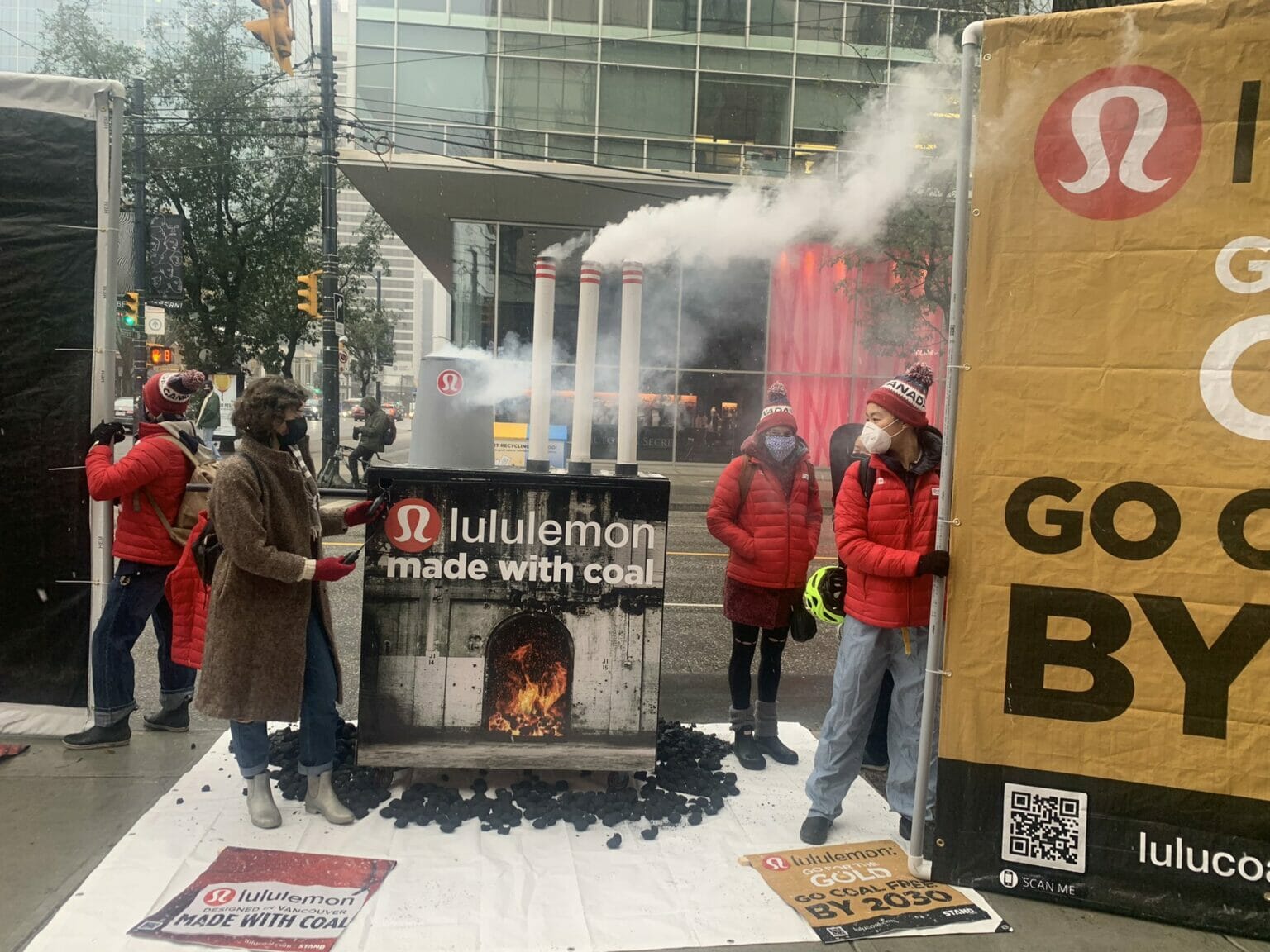 Lululemon S Olympic Challenge To Reduce Its Emissions Covering   Lululemon Coal Protest Activists 1536x1152 